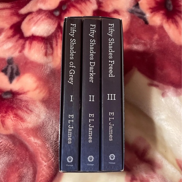 Fifty Shades Trilogy - Picture 4 of 4